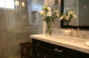 Salle de bain contemporaine